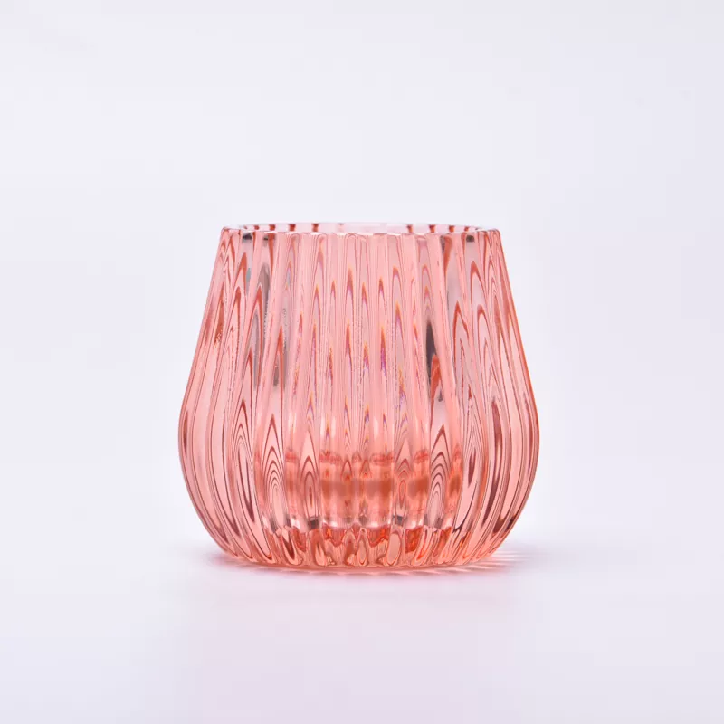 Bunt gestreifter Kerzenhalter aus Glas